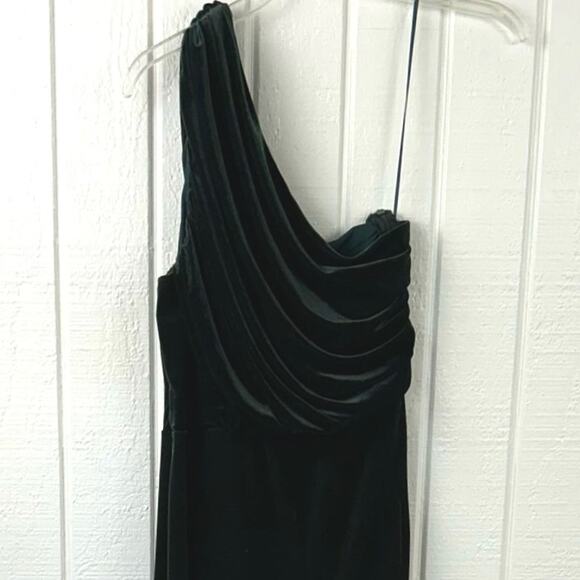 Express Women Velvet One Shoulder Pants Jumpsuit Green Christmas Holiday Large - Picture 4 of 8